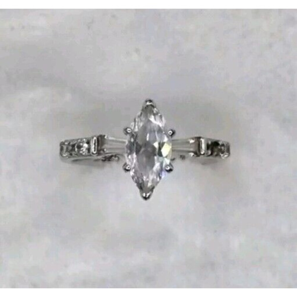 Sterling Silver Cubic Zirconia Ring